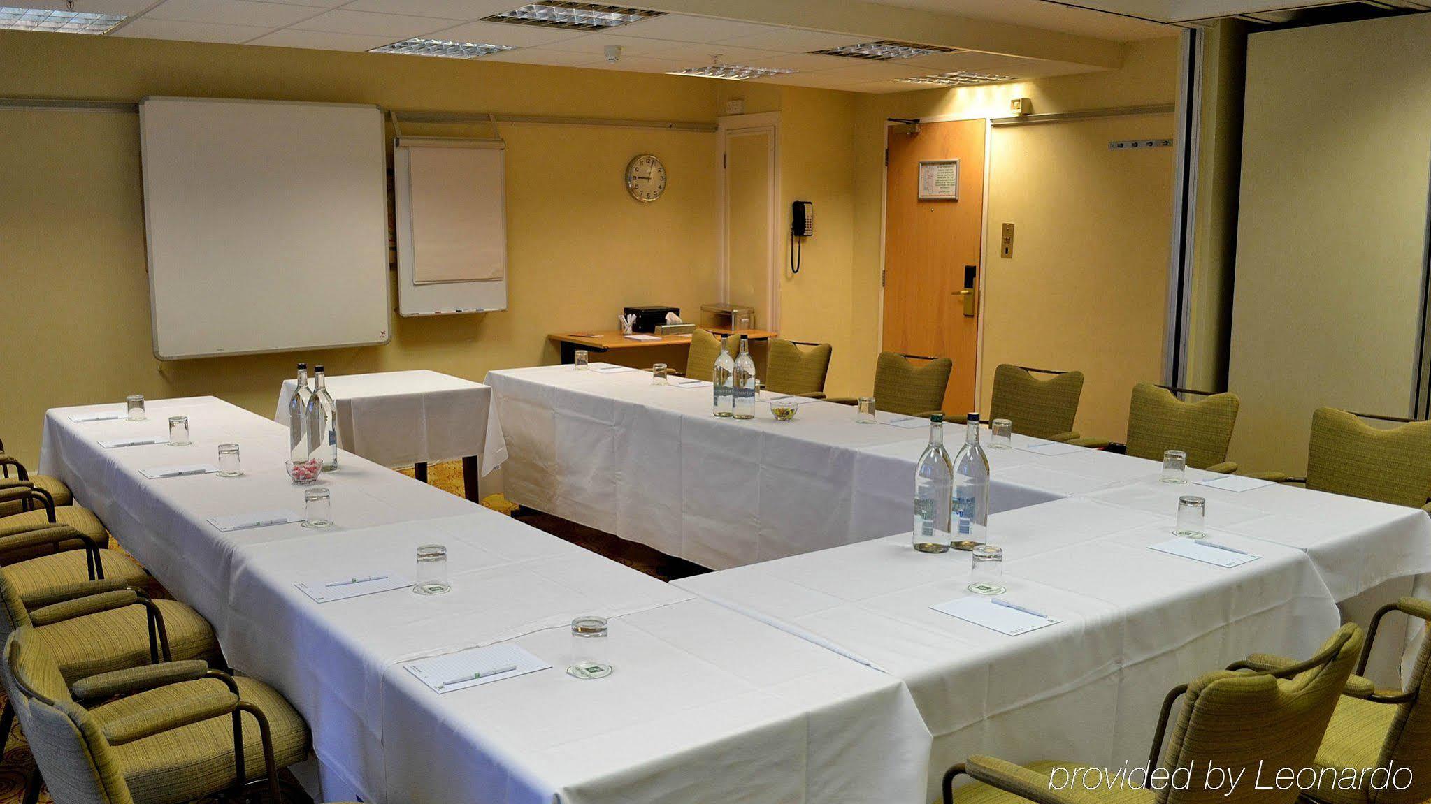 Holiday Inn Northampton By Ihg Exterior photo