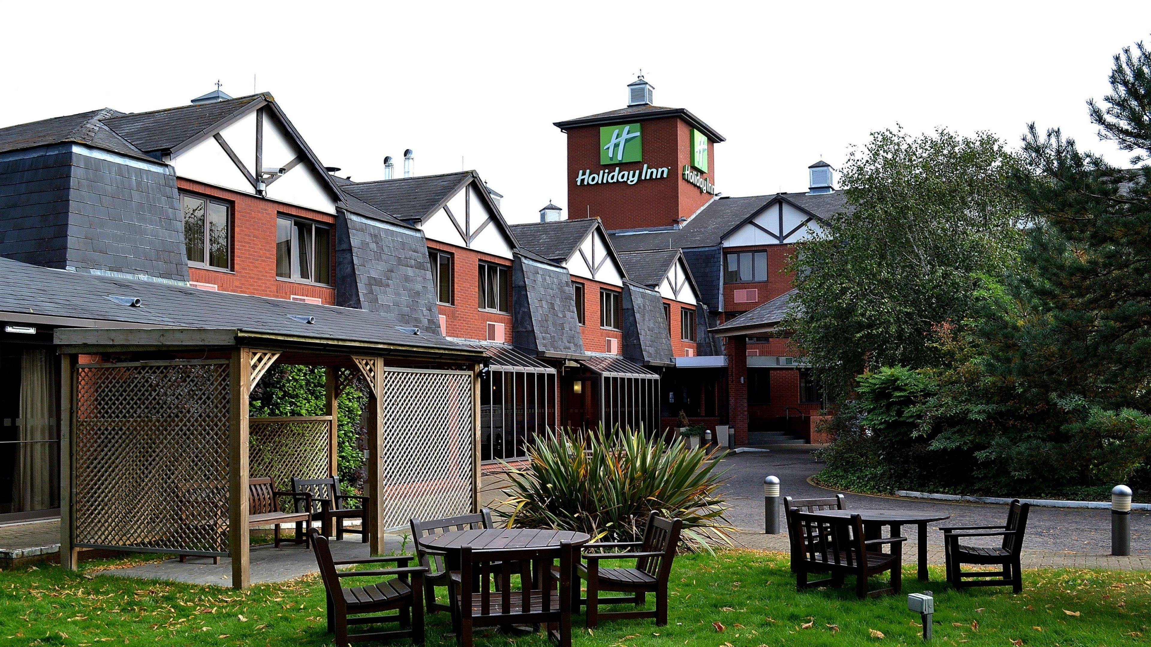 Holiday Inn Northampton By Ihg Exterior photo