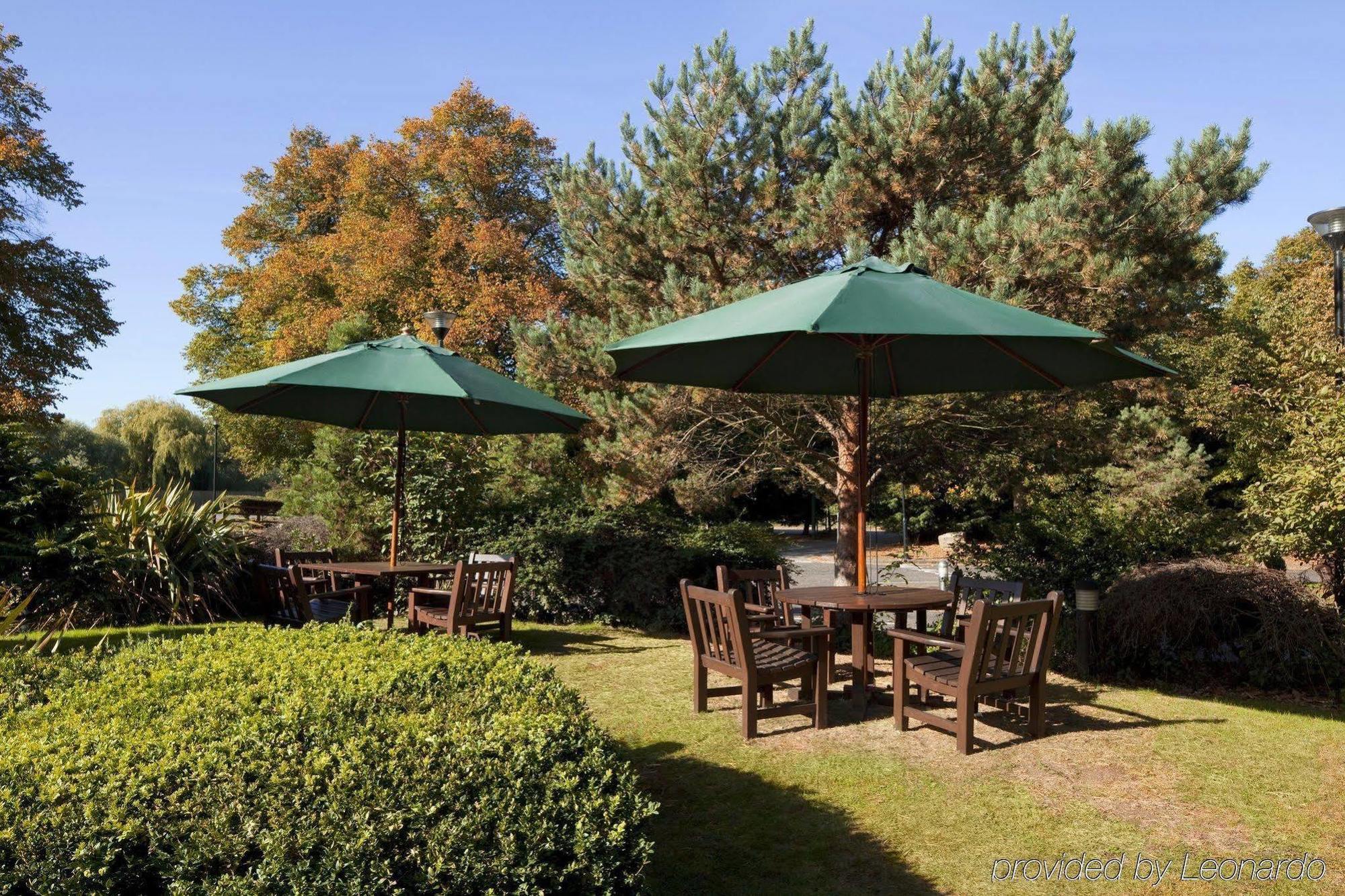 Holiday Inn Northampton By Ihg Exterior photo